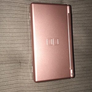 Nintendo DS lite
